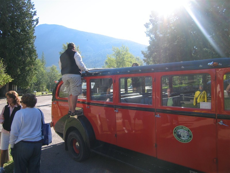 Rolling the Red Bis roof back
