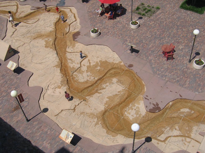On Mud Island is this relief model of the Mississippi from Cairo IL to the Gulf of Mexico. 