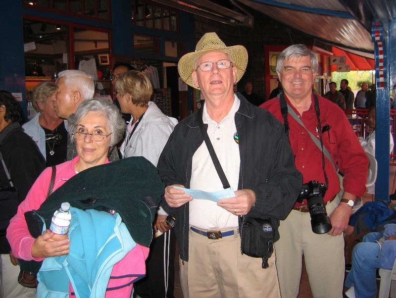 Our special traveling companions on this trip were Kathy and David Ward. Kathy and Dale were college roommates 
