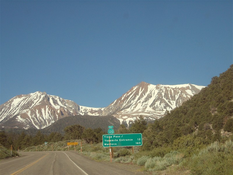 Tioga Pass coming up